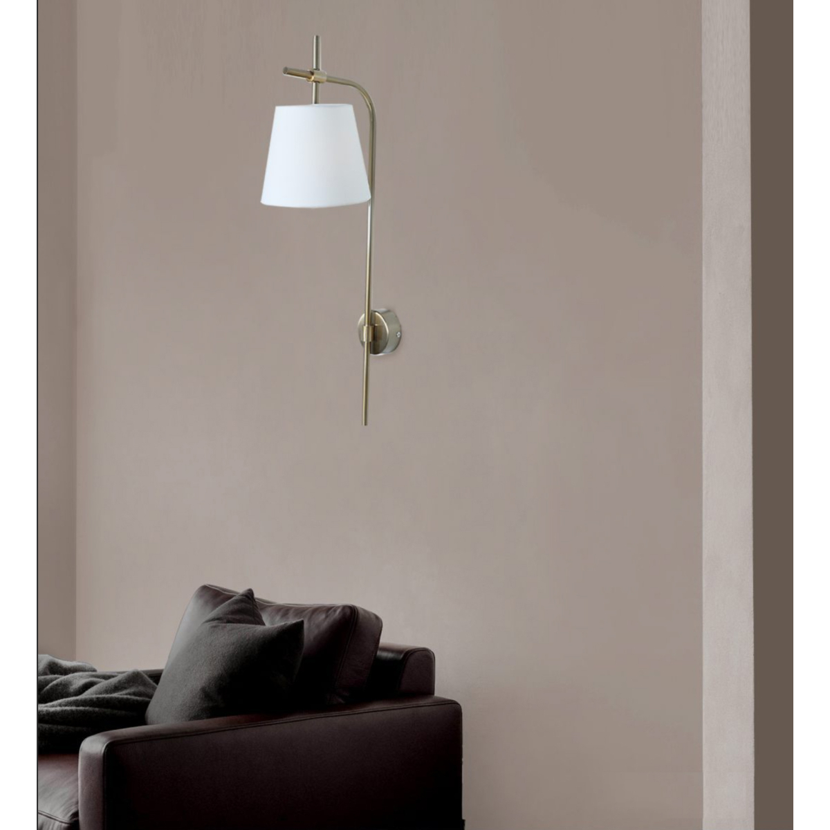 NEO CLASSICAL WALL LIGHT