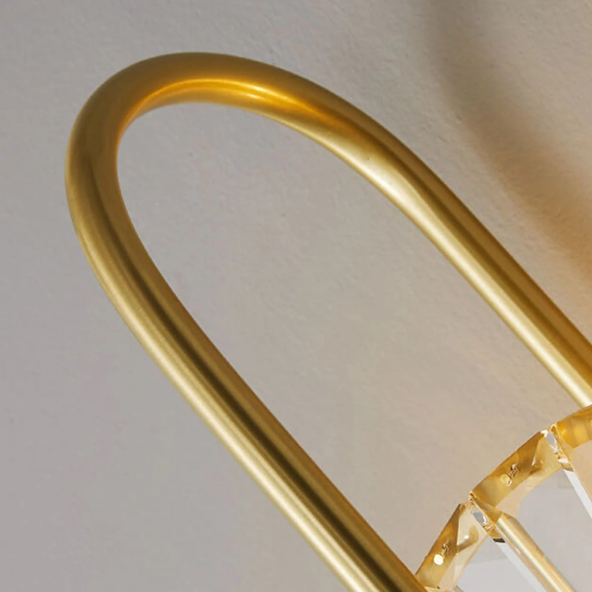 LUXURY CRYSTAL RING LIGHT