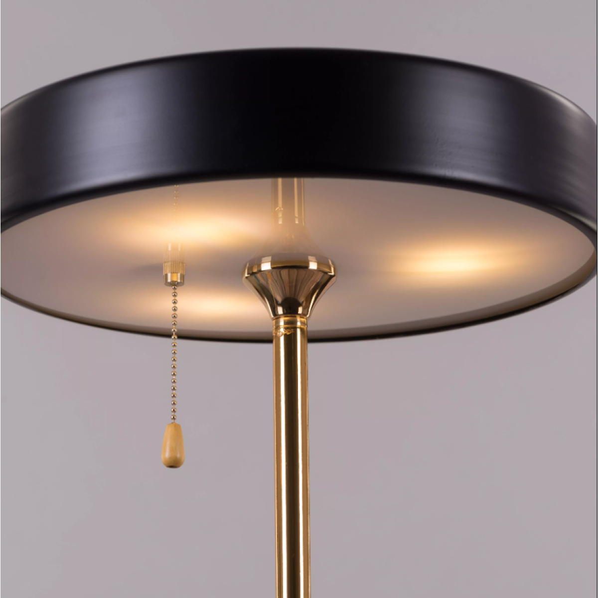 DISC TABLE LAMP