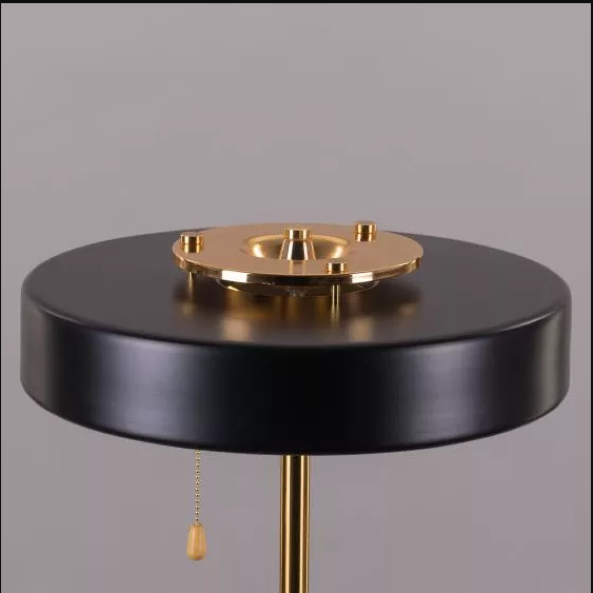 DISC TABLE LAMP
